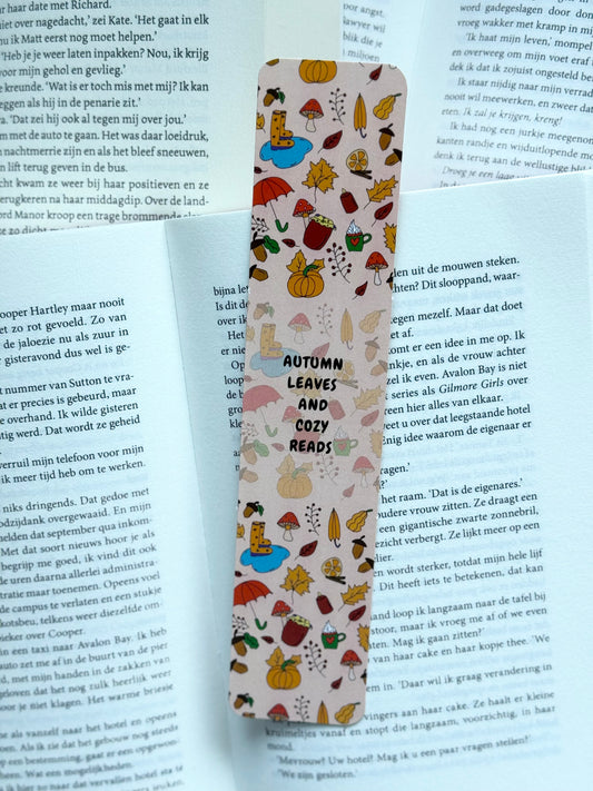 Bookmark - Autumn leaves and cozy reads